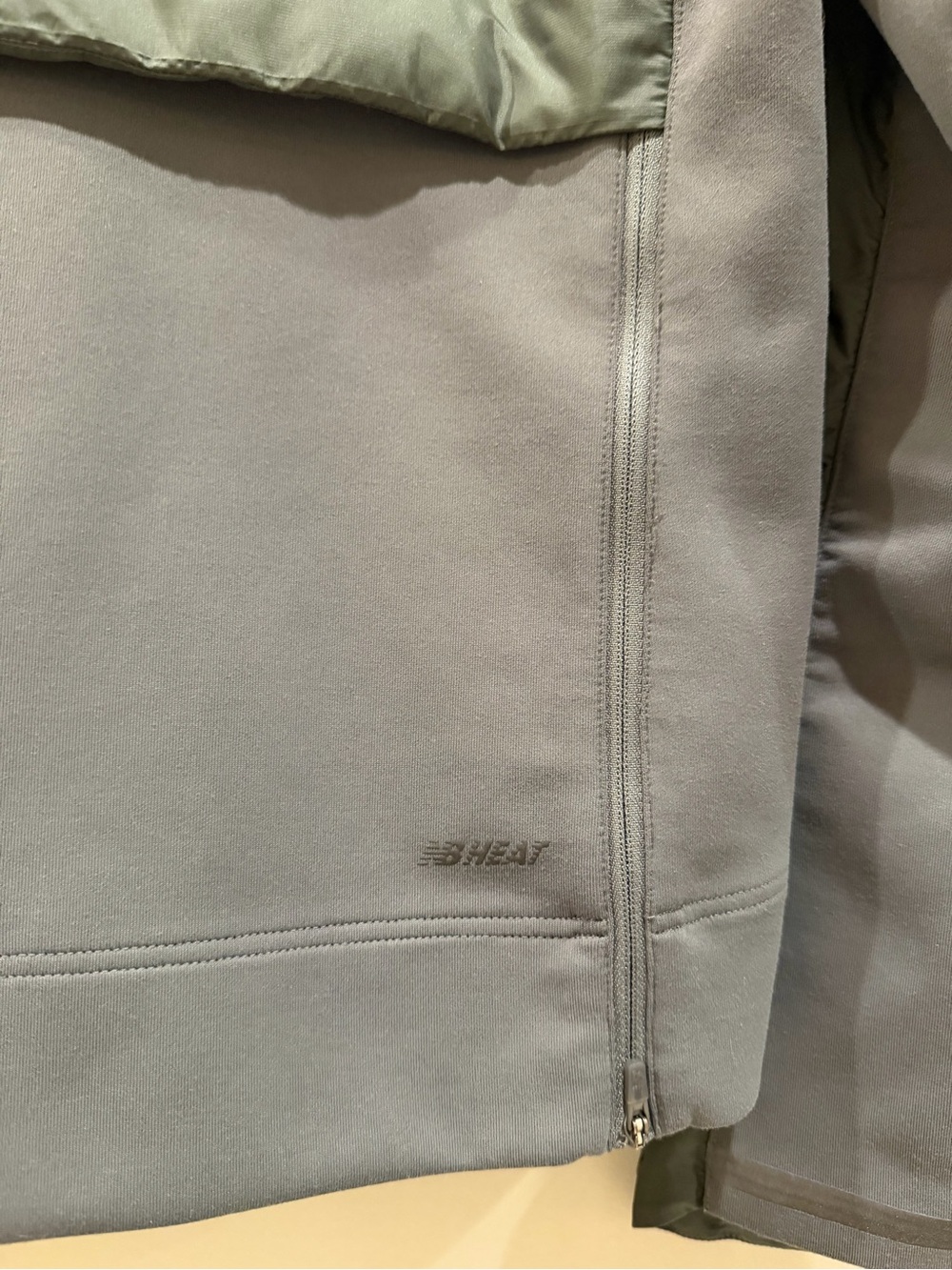 New Balance jacket - Picture 7 of 9